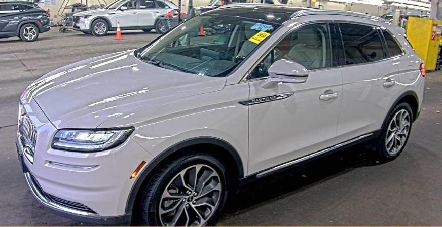 2021 Lincoln Nautilus Reserve