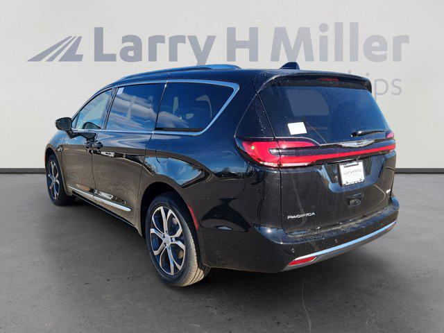 2026 Chrysler Pacifica Pinnacle AWD