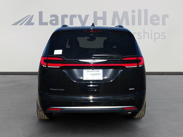 2026 Chrysler Pacifica Pinnacle AWD