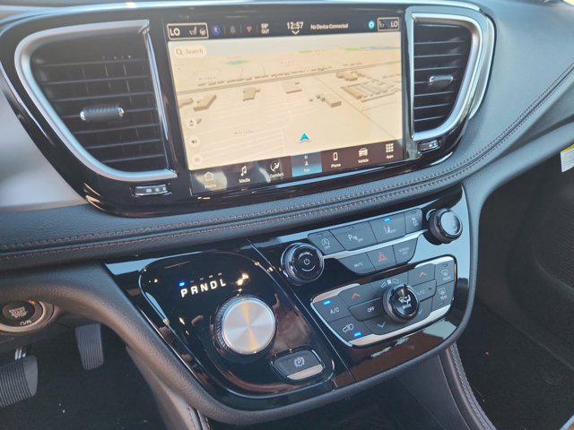 2026 Chrysler Pacifica Pinnacle AWD