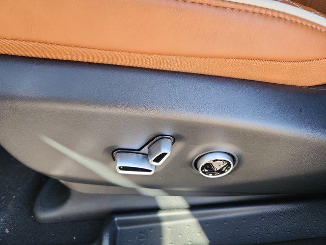 2026 Chrysler Pacifica Pinnacle AWD