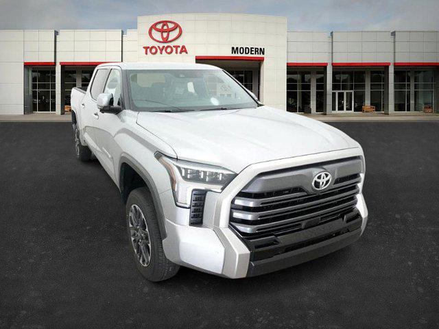 2026 Toyota Tundra Limited CrewMax 5.5' Bed