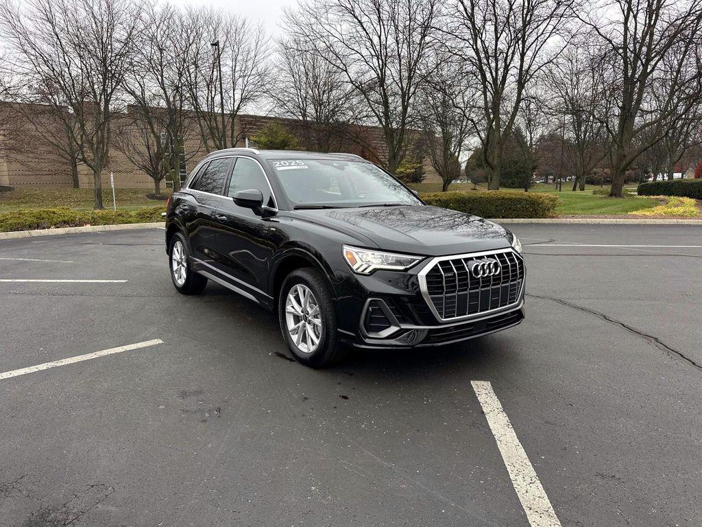 /2025 Audi Q3
