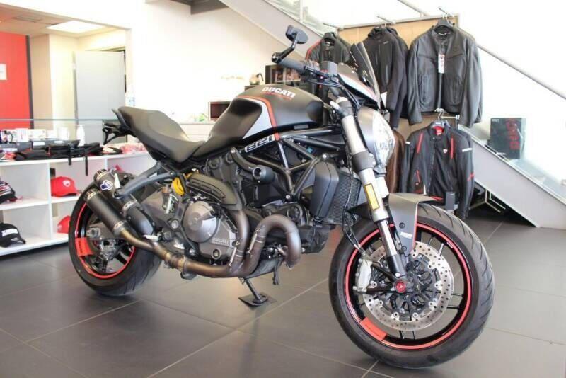 /2020 Ducati Monster