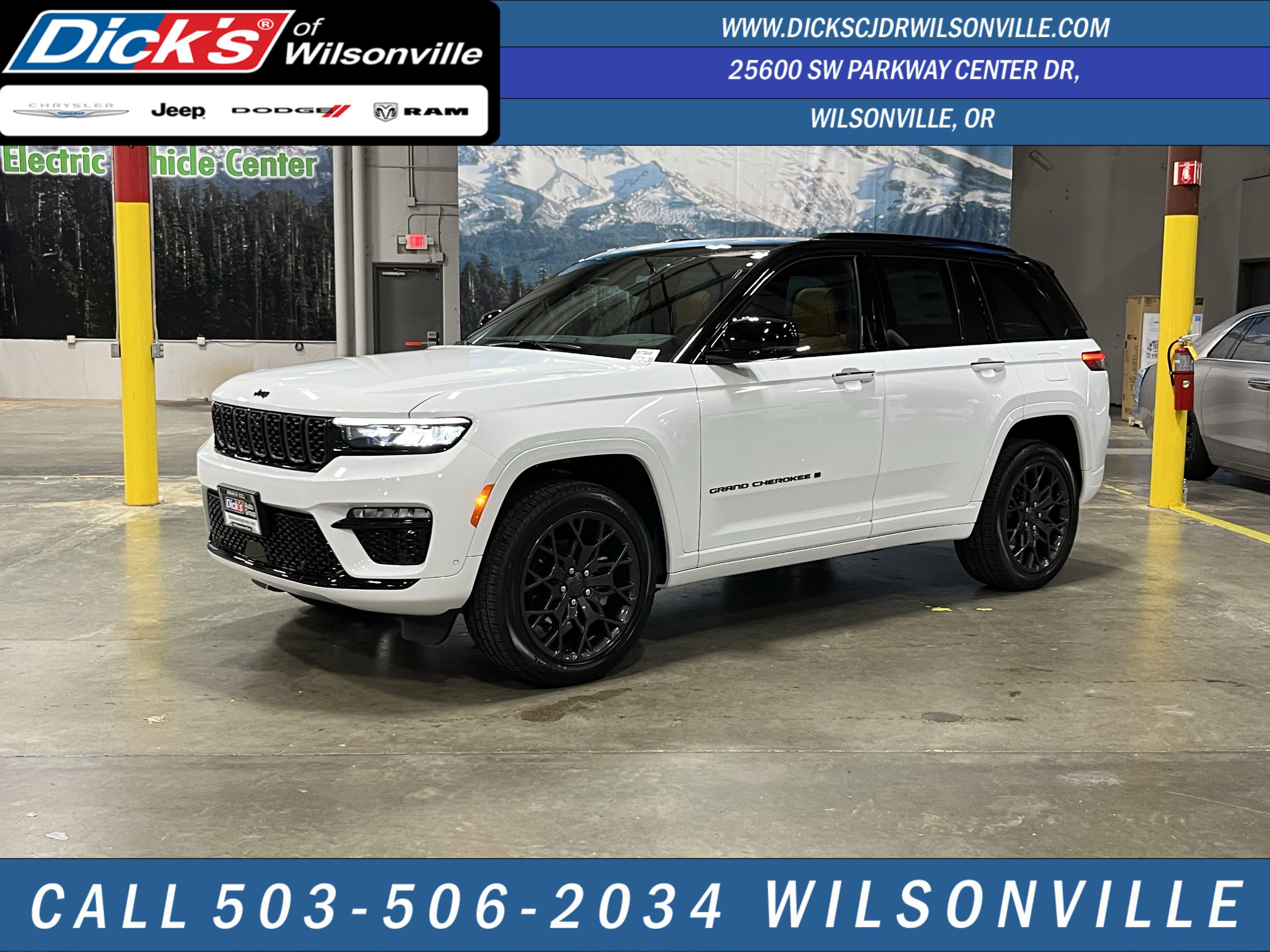 2025 Jeep Grand Cherokee Summit's photo