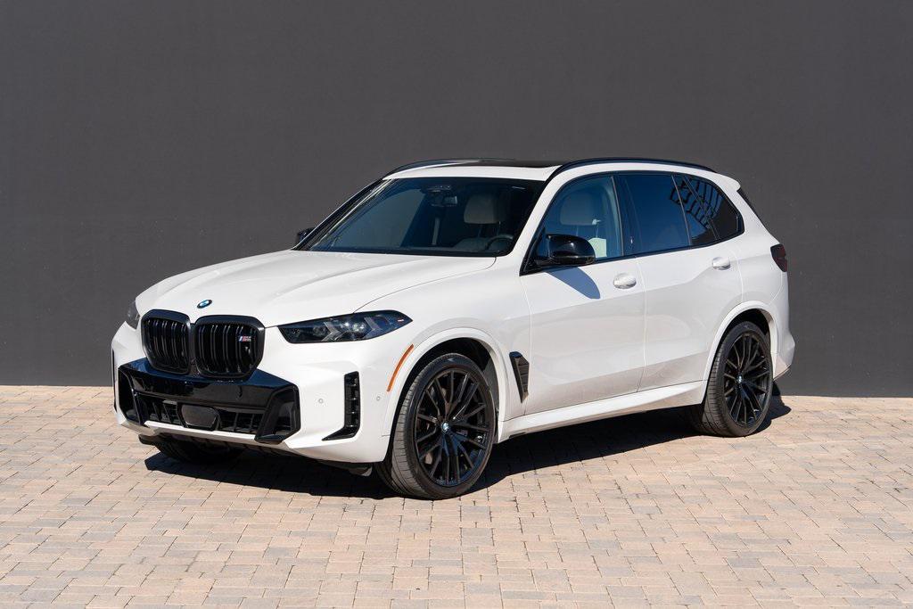 BMW 2024 X5 M60i