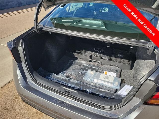 2025 Nissan Altima SR FWD