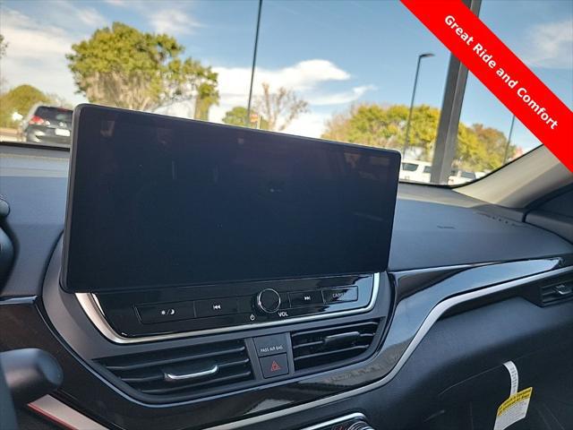 2025 Nissan Altima SR FWD