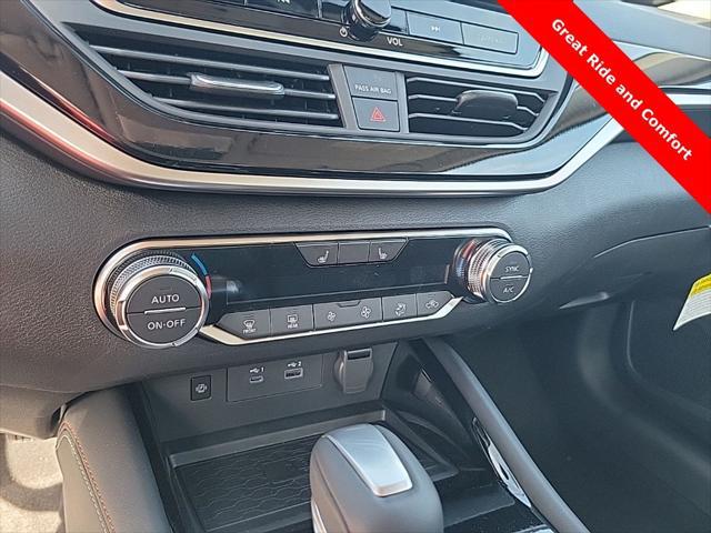 2025 Nissan Altima SR FWD