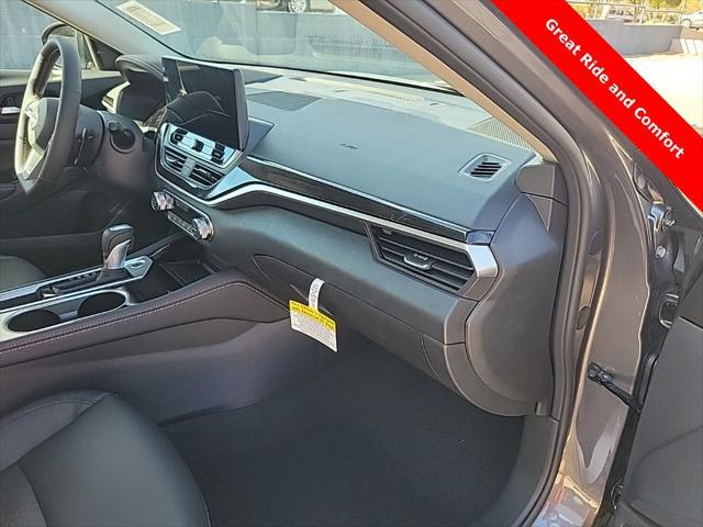 2025 Nissan Altima SR FWD