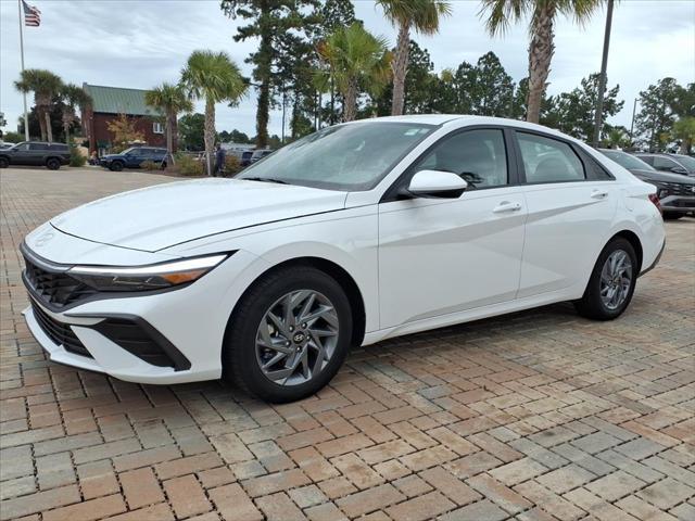 2024 Hyundai Elantra Hybrid Blue