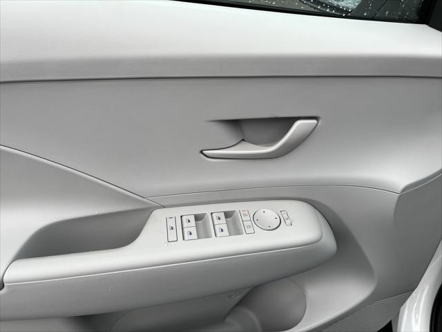 2026 Hyundai Kona SE
