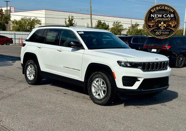 2025 Jeep Grand Cherokee GRAND CHEROKEE LAREDO 4X2