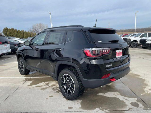 2026 Jeep Compass COMPASS TRAILHAWK 4X4