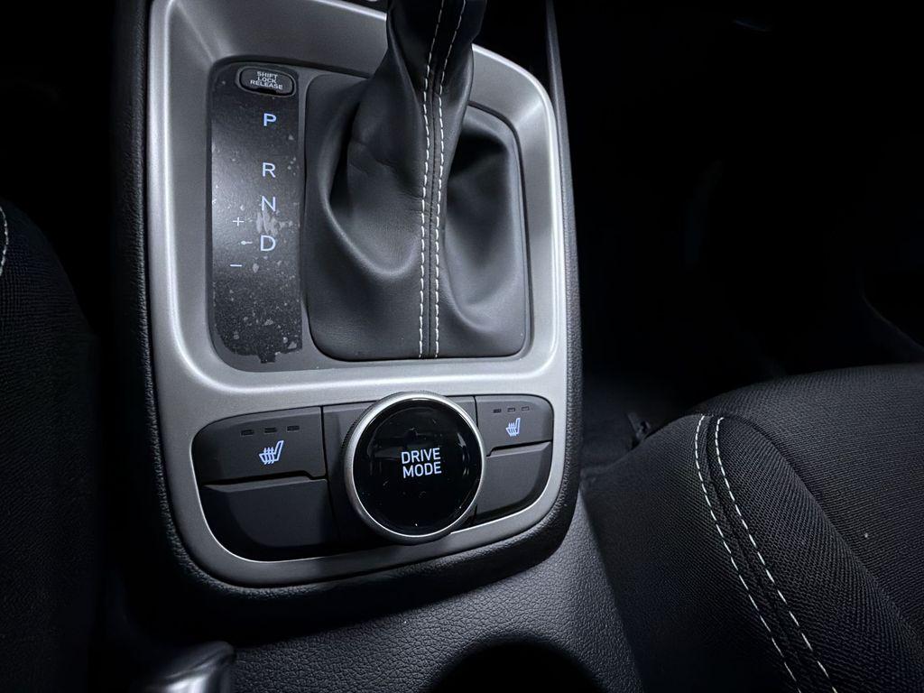 2026 Hyundai Venue SEL - Photo 12