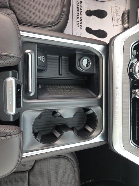 2025 Ford Expedition Platinum MAX