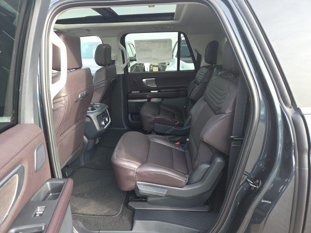 2025 Ford Expedition Platinum MAX