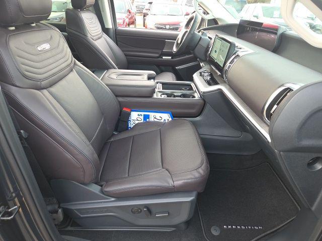 2025 Ford Expedition Platinum MAX