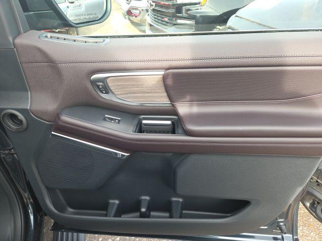2025 Ford Expedition Platinum MAX