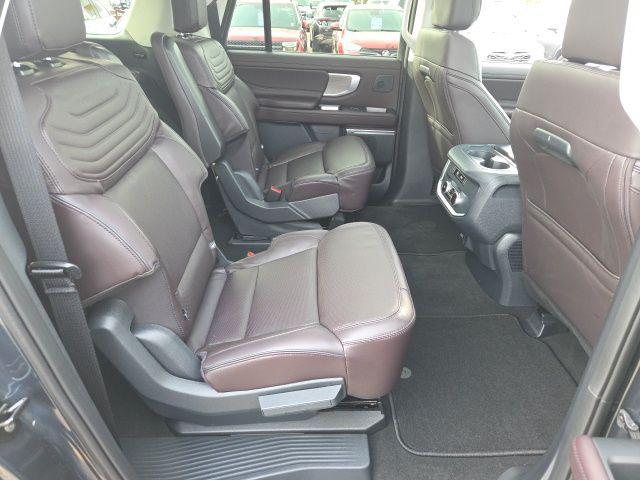 2025 Ford Expedition Platinum MAX