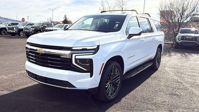 2026 Chevrolet Suburban LS, 4WD