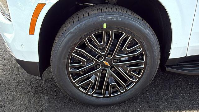 2026 Chevrolet Suburban LS, 4WD