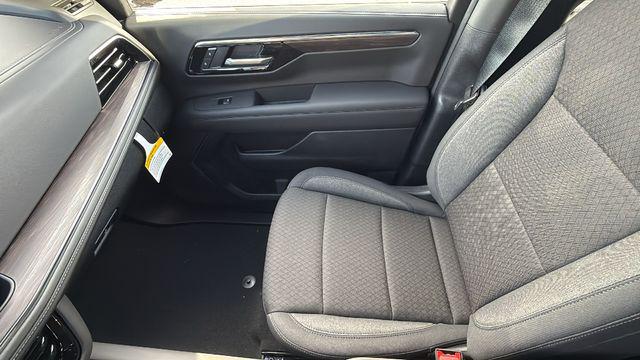 2026 Chevrolet Suburban LS, 4WD