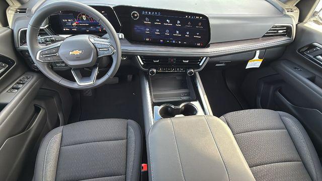 2026 Chevrolet Suburban LS, 4WD