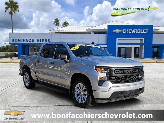 2022 Chevrolet Silverado 1500 2WD Crew Cab Short Bed Custom 2022 Chevrolet Silverado 1500 2WD Crew Cab Short Bed Custom