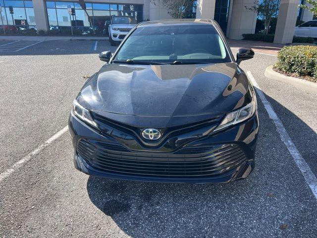 2020 Toyota Camry LE Hybrid