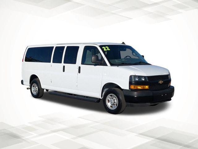 2022 Chevrolet Express Passenger RWD 3500 Extended Wheelbase LS 2022 Chevrolet Express Passenger RWD 3500 Extended Wheelbase LS