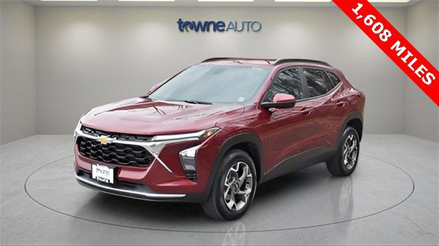 2025 Chevrolet Trax FWD LT