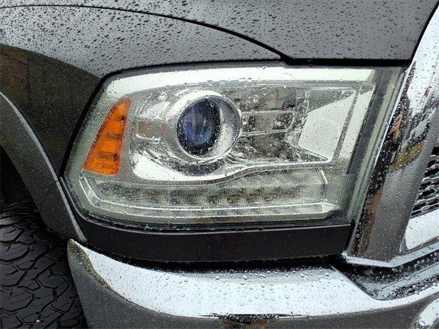 2018 RAM 2500 Laramie Crew Cab 4x4 64 Box