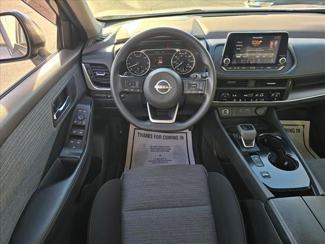 2023 Nissan Rogue SV FWD