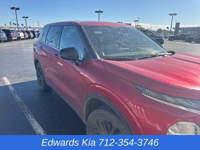 2022 Mitsubishi Outlander Black Edition S-AWC 2022 Mitsubishi Outlander Black Edition S-AWC