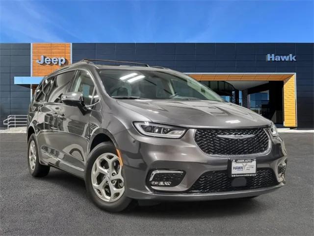 2023 Chrysler Pacifica Limited AWD