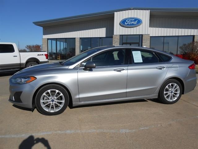 2020 Ford Fusion Hybrid SE