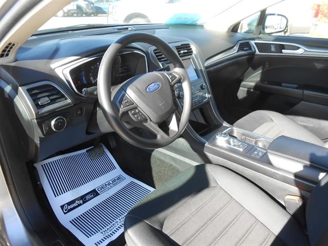 2020 Ford Fusion Hybrid SE