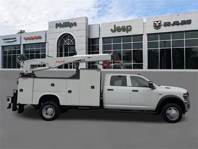 2026 RAM Ram 5500 Chassis Cab RAM 5500 TRADESMAN CHASSIS CREW CAB 4X4 84 CA