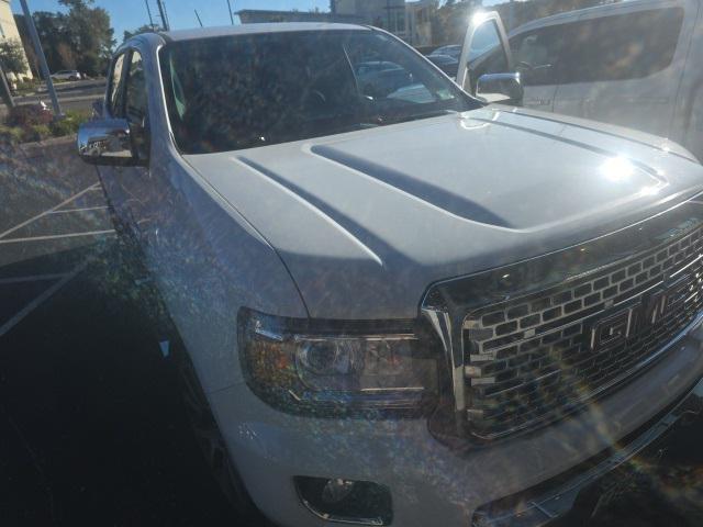 2020 GMC Canyon 4WD Crew Cab Short Box Denali