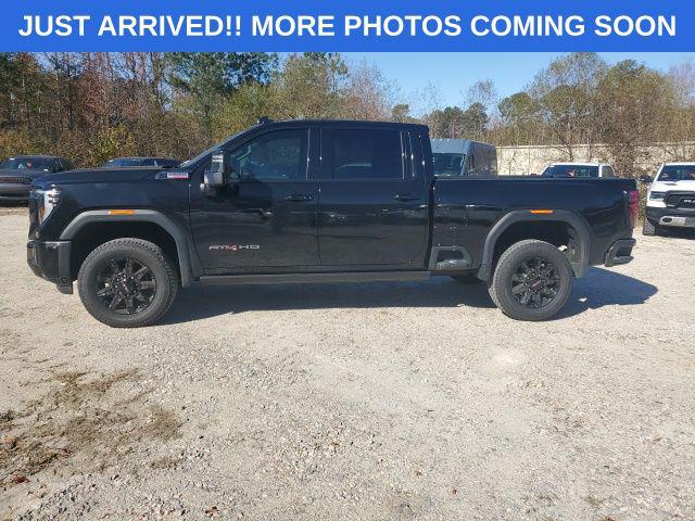 2024 GMC Sierra 2500HD 4WD Crew Cab Standard Bed AT4 2024 GMC Sierra 2500HD 4WD Crew Cab Standard Bed AT4