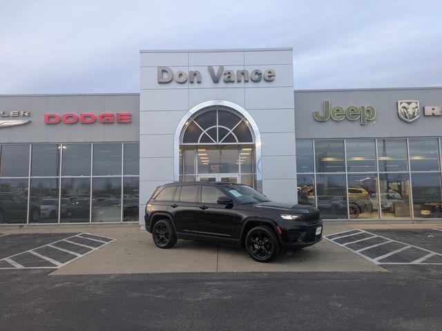 2023 Jeep Grand Cherokee Altitude 4x4