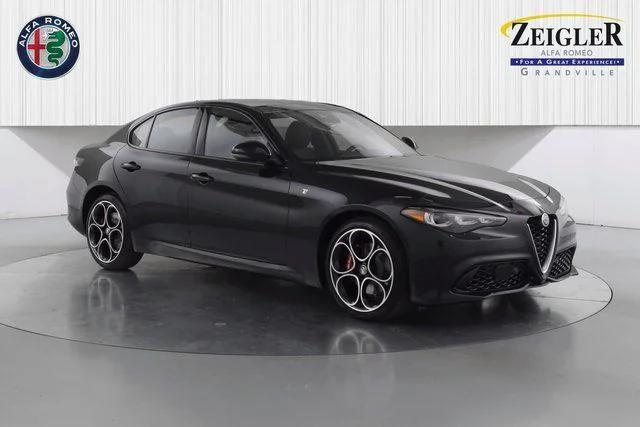 2024 Alfa Romeo Giulia Ti AWD 2024 Alfa Romeo Giulia Ti AWD