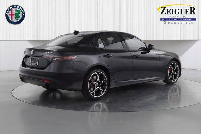 2024 Alfa Romeo Giulia Ti AWD 2024 Alfa Romeo Giulia Ti AWD