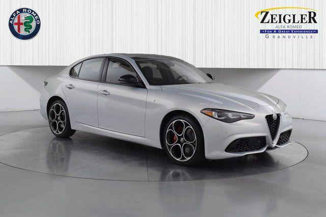 2024 Alfa Romeo Giulia Ti AWD 2024 Alfa Romeo Giulia Ti AWD