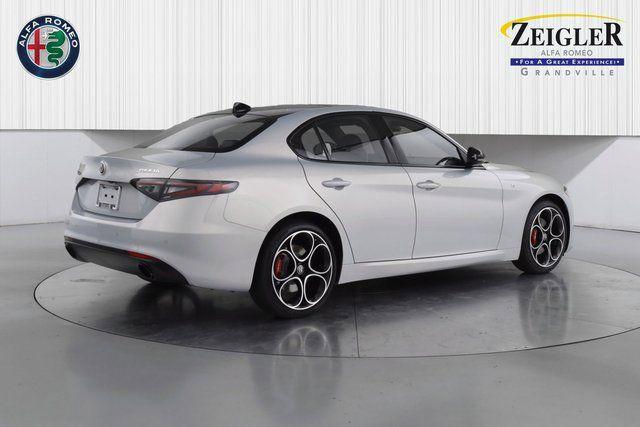 2024 Alfa Romeo Giulia Ti AWD 2024 Alfa Romeo Giulia Ti AWD