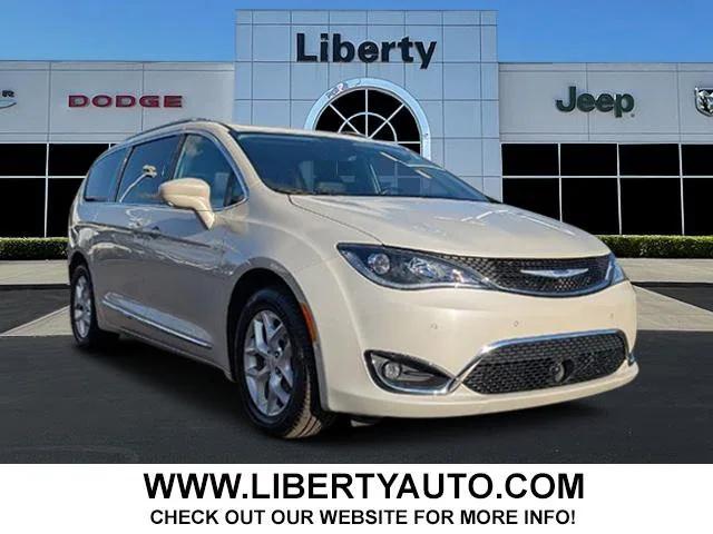 2020 Chrysler Pacifica Touring L Plus 2020 Chrysler Pacifica Touring L Plus