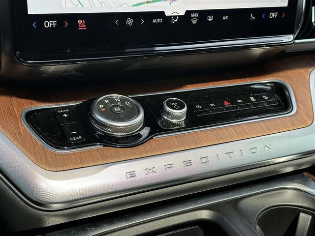 2025 Ford Expedition King Ranch MAX