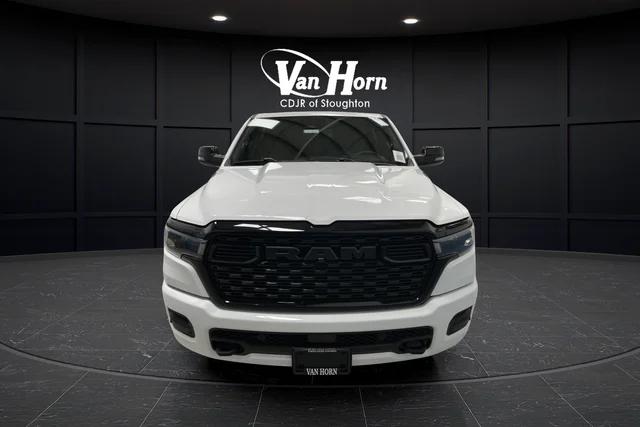 2025 Ram 1500 Lone Star Crew Cab 4x4 5'7" Box