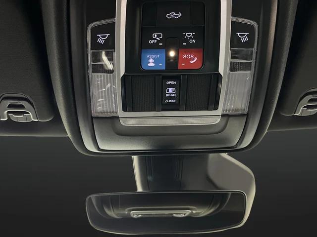 2025 Ram 1500 Lone Star Crew Cab 4x4 5'7" Box